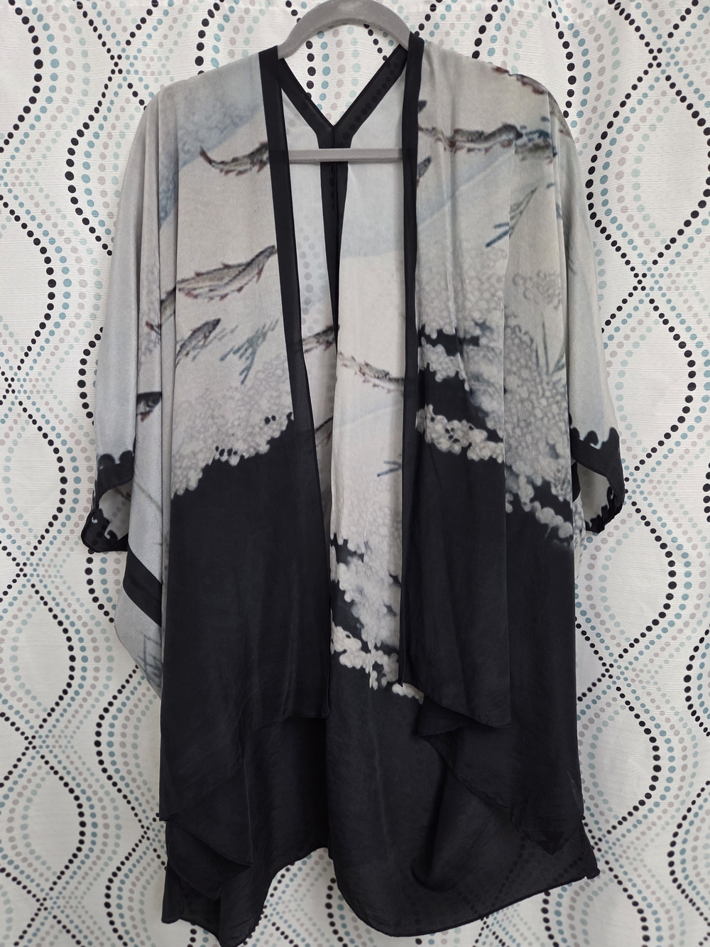 Cocoon House Black & Gray Printed Open-Front Kimono Shrug